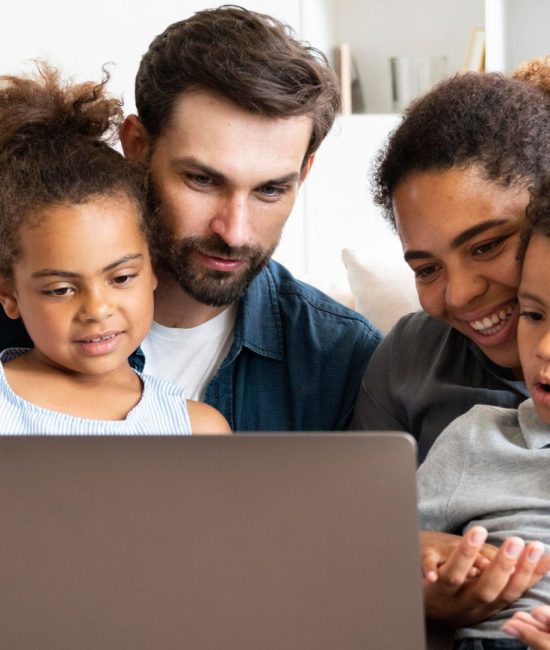 SAS Convênios: A Plataforma completa de Benefícios que impulsiona sua Empresa, Sindicato e associações Conectamos empresas, sindicatos, associações e colaboradores a um universo de saúde, amparo na doença e crédito inteligente. Menos burocracia, mais valor.